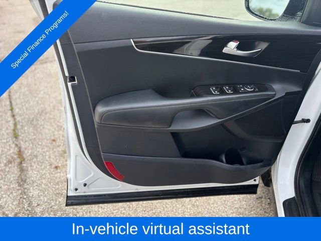 Used 2020 Kia Sorento LX image 11