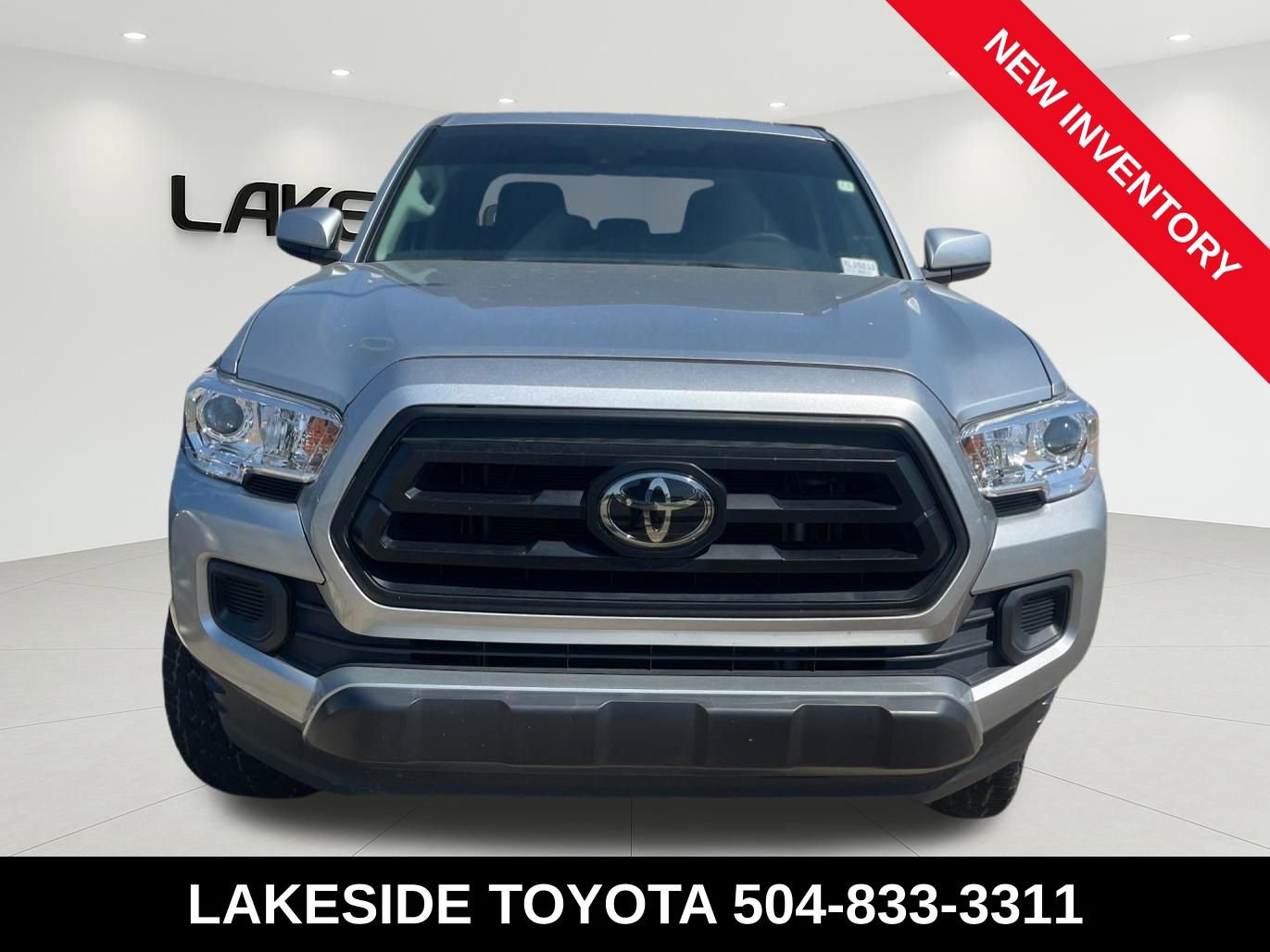 Used 2023 Toyota Tacoma SR image 9
