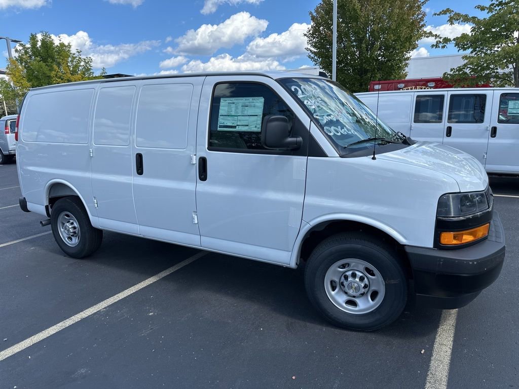 New 2025 Chevrolet Express 2500 w/ Communications Package
