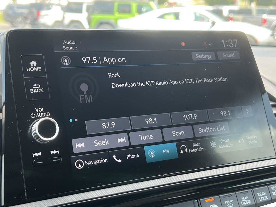 Used 2025 Honda Odyssey Elite image 22
