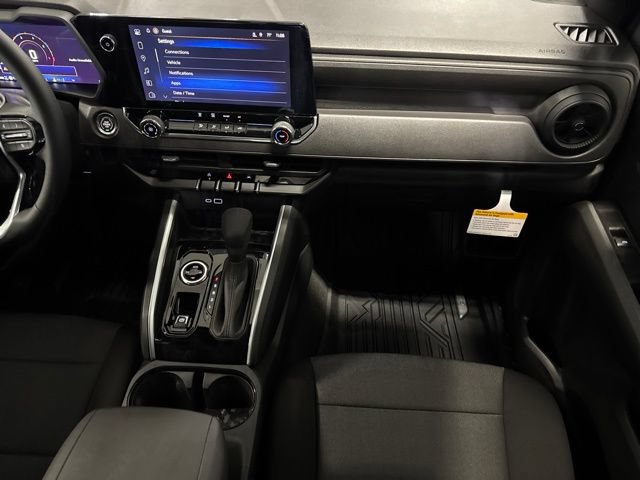New 2026 Chevrolet Colorado W/T w/ WT Custom Package AWD/4WD image 18