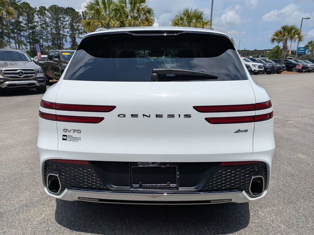 Used 2024 Genesis GV70 2.5T w/ Advanced Package AWD/4WD image 5