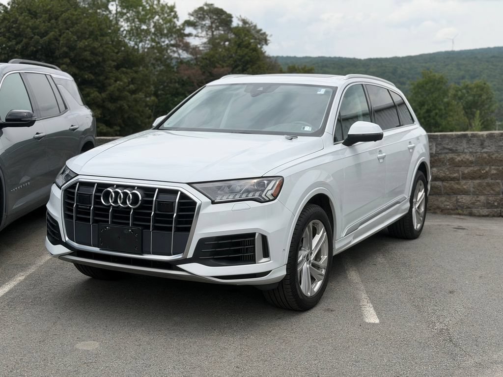 Used 2023 Audi Q7 3.0T Premium w/ Convenience Package AWD/4WD image 1