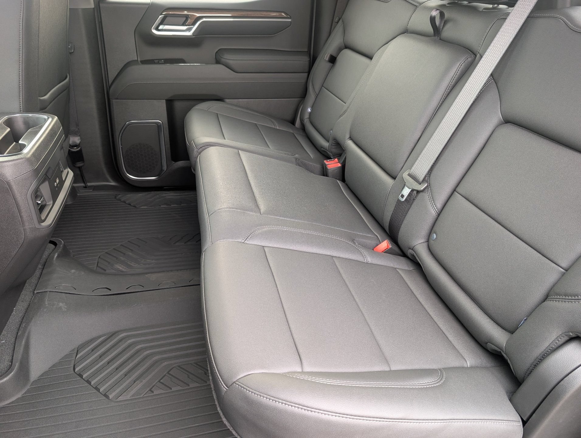 New 2026 Chevrolet Silverado 1500 LT Trail Boss w/ LT Trail Boss Premium Package AWD/4WD image 16