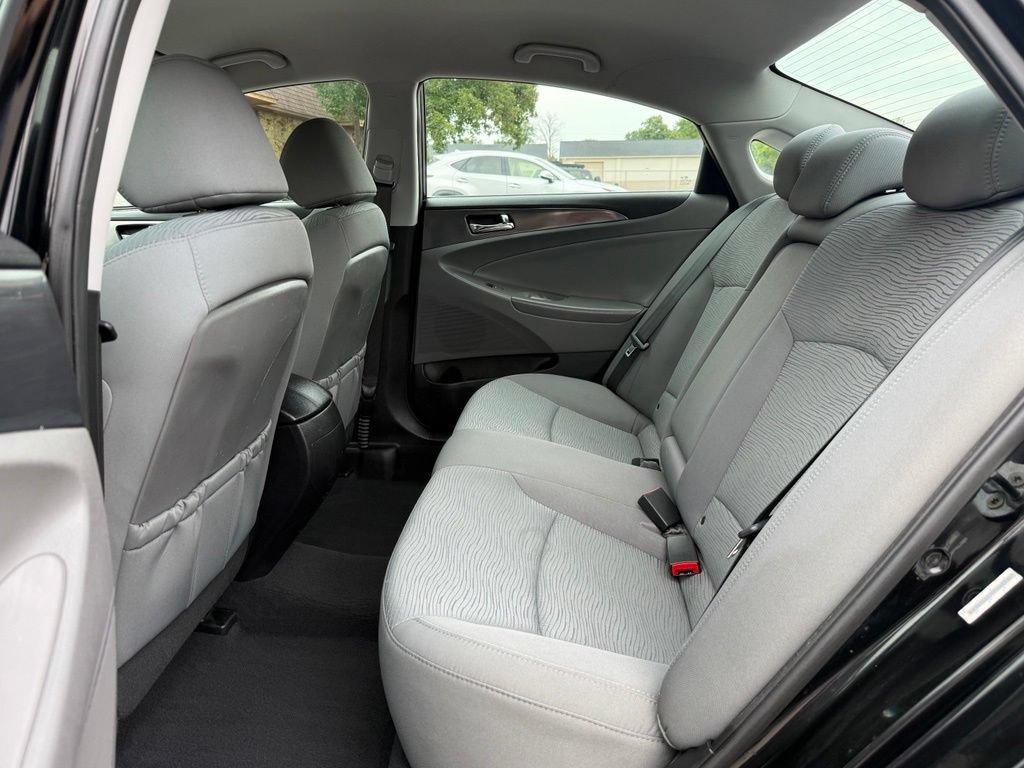 Used 2014 Hyundai Sonata Hybrid FWD image 16