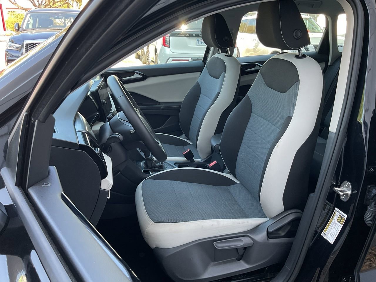 Used 2025 Volkswagen Taos S image 14