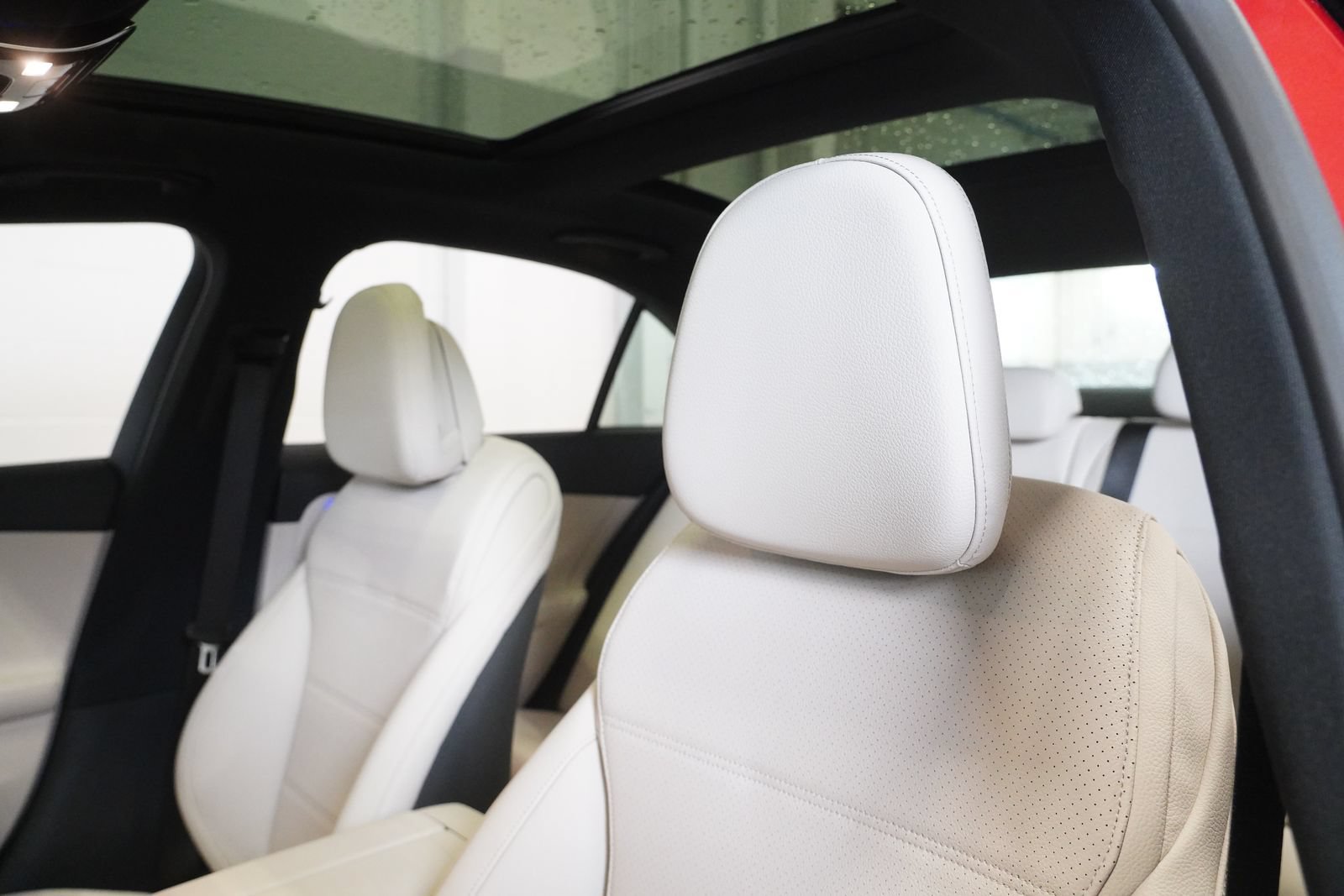 New 2026 Mercedes-Benz C 300 4MATIC Sedan image 15