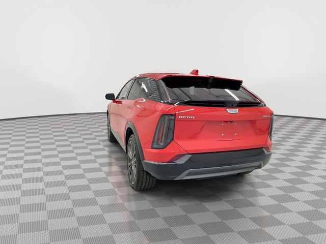 New 2025 Cadillac Optiq Sport 2 w/ LPO, Floor Liner Package AWD/4WD image 9