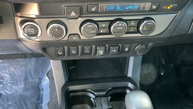 Used 2023 Toyota Tacoma TRD Sport w/ TRD Premium Sport Package AWD/4WD image 13