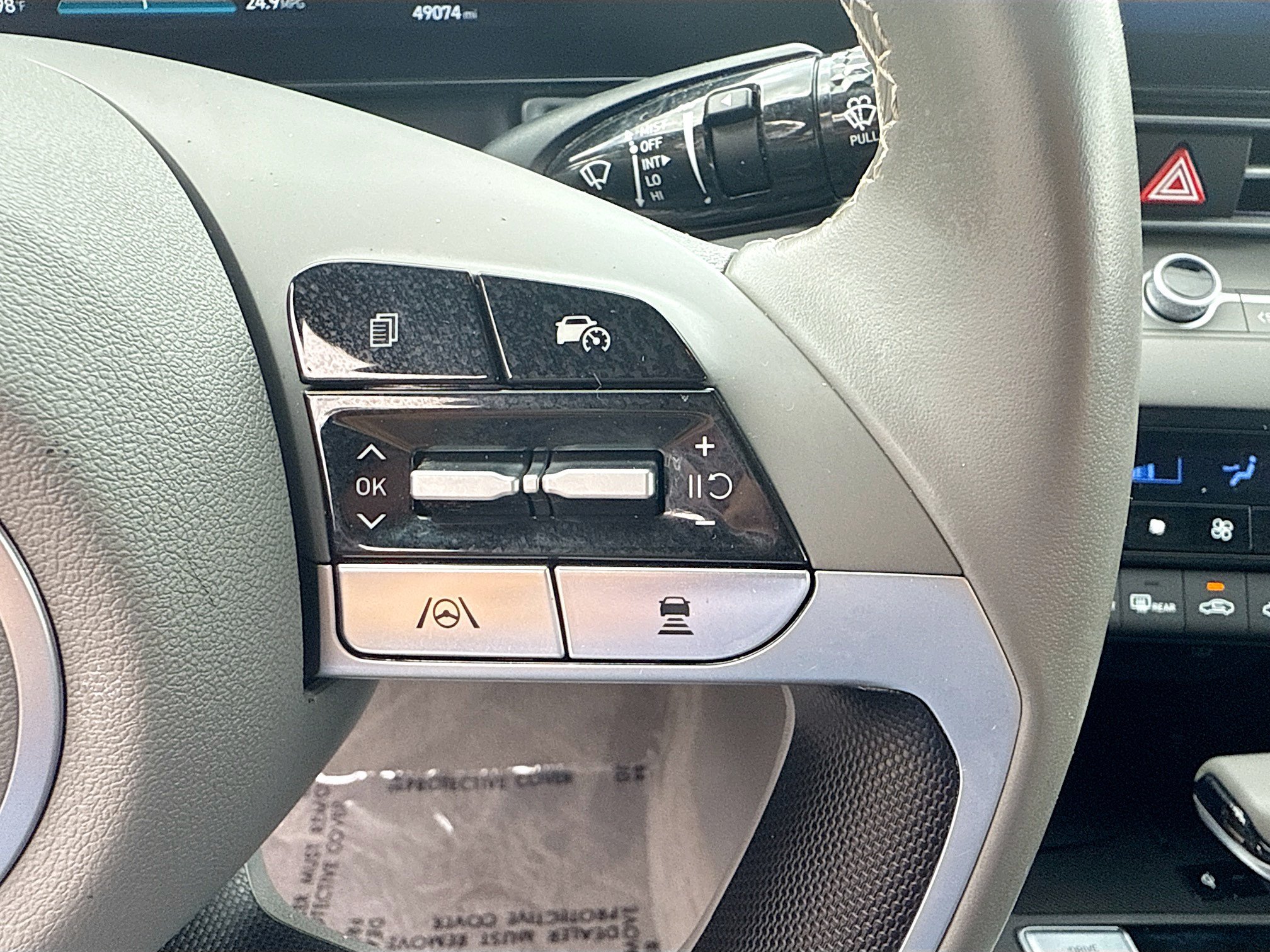 Used 2024 Hyundai Elantra SEL w/ Convenience Package FWD image 34