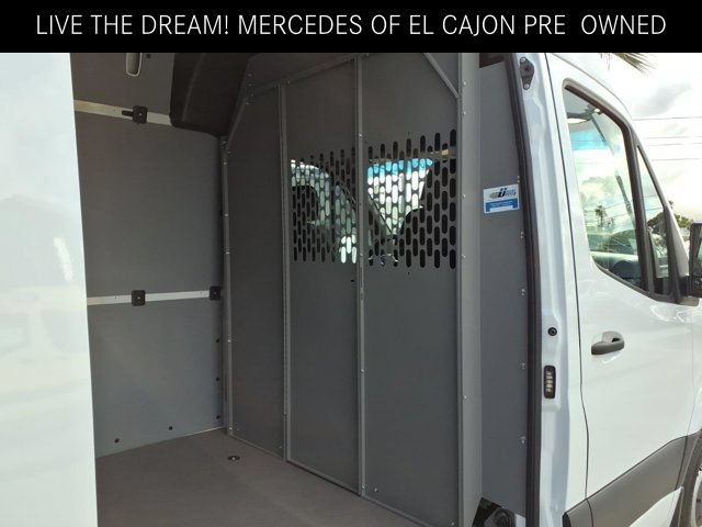 Used 2025 Mercedes-Benz Sprinter 2500 image 23