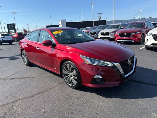 Used 2019 Nissan Altima 2.0 Edition One FWD image 1