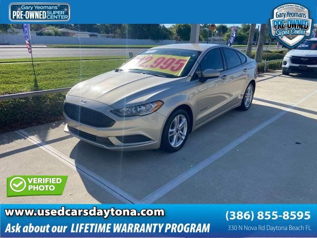 Certified 2018 Ford Fusion SE FWD image 1
