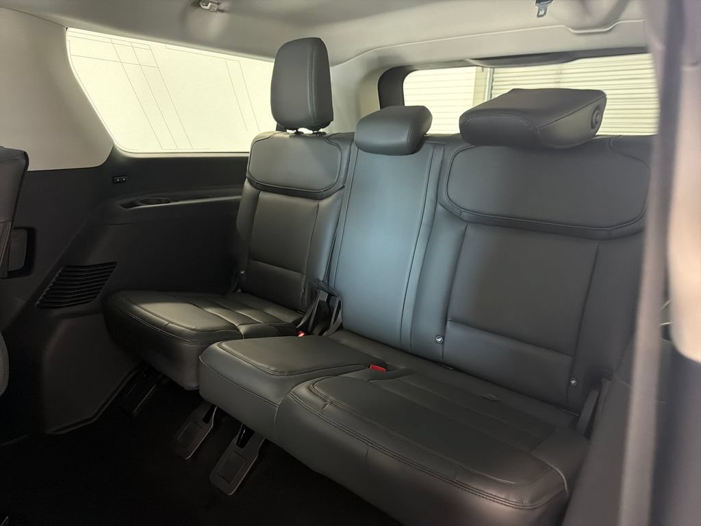 New 2027 Ford Expedition Max Active RWD image 13
