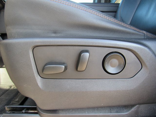 Used 2023 GMC Sierra 1500 AT4 w/ AT4 Premium Package image 11