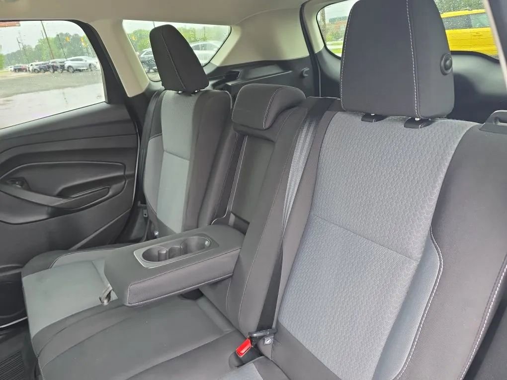 Used 2018 Ford Escape SE FWD image 33