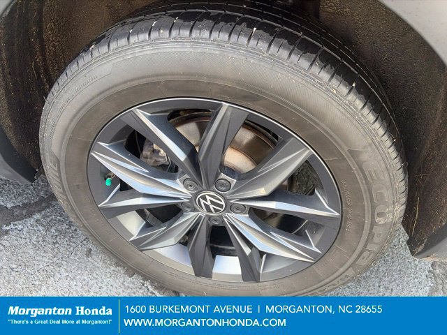 Used 2023 Volkswagen Tiguan SE FWD image 9