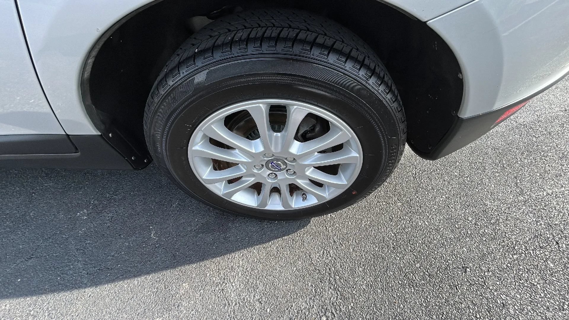 Used 2010 Volvo XC60 T6 AWD/4WD image 44