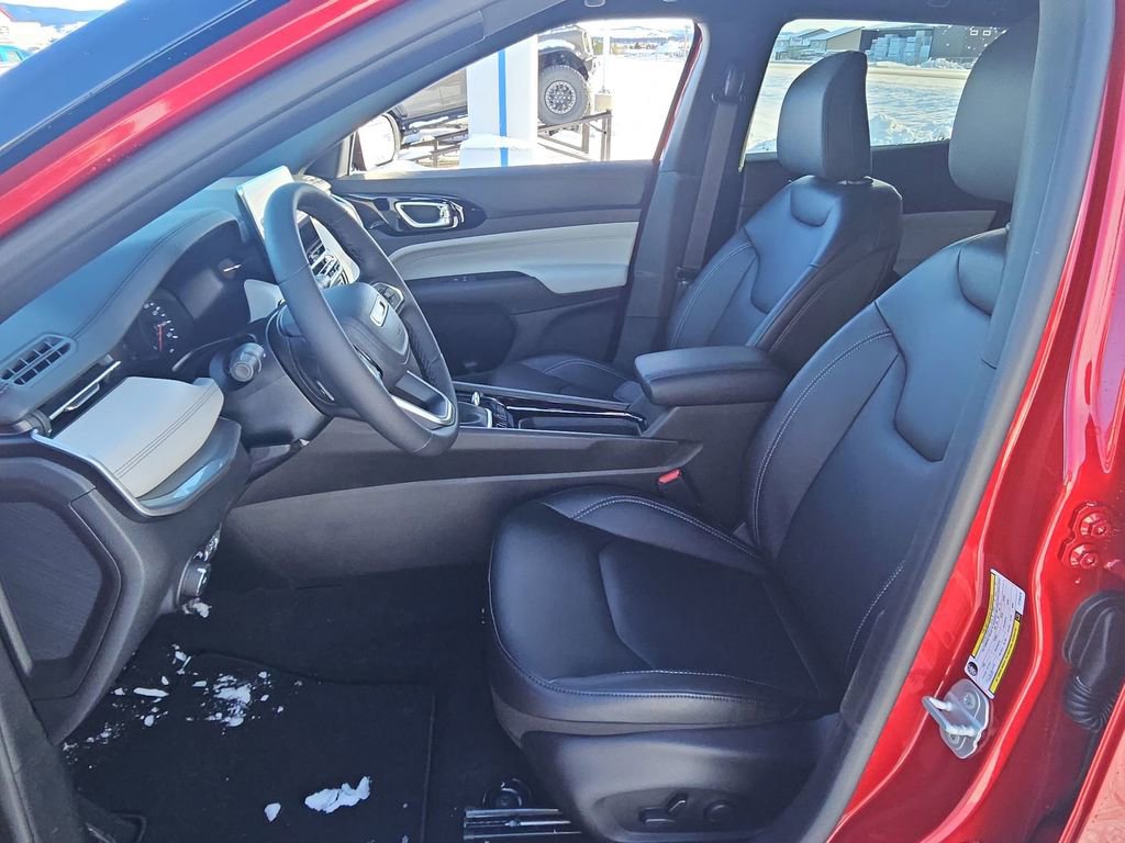 New 2026 Jeep Compass Limited image 28