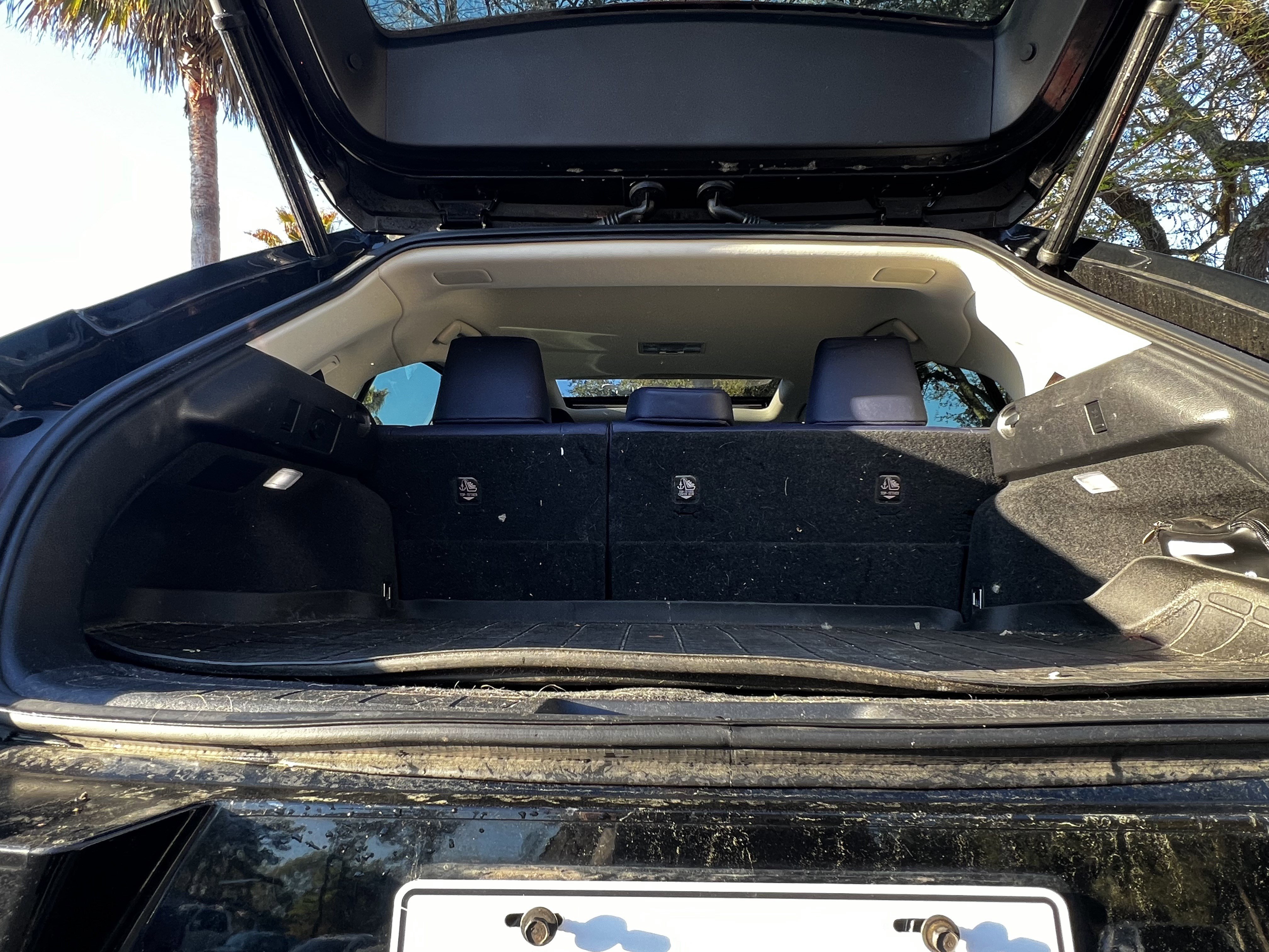 Used 2019 Lexus UX 250h w/ Premium Package image 47