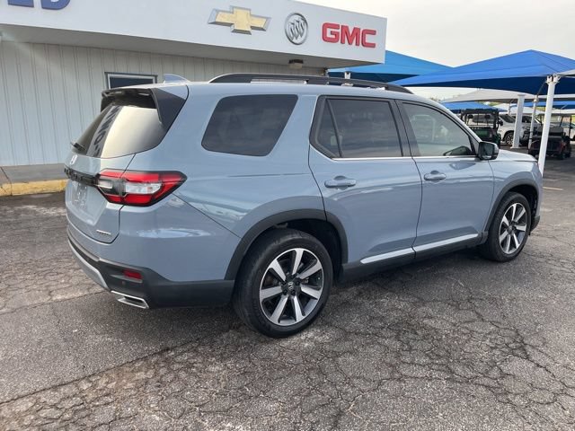 Used 2024 Honda Pilot Touring image 4
