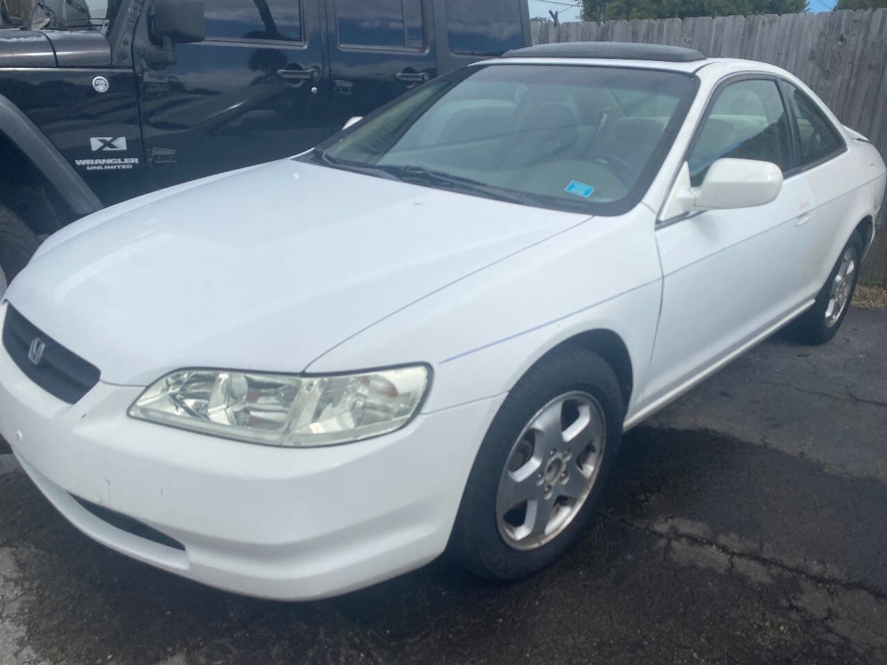 Used 2000 Honda Accord EX image 1
