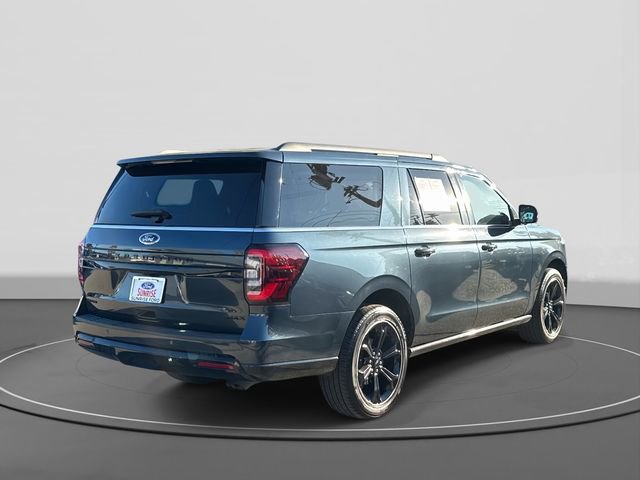 Used 2022 Ford Expedition Max Limited image 6