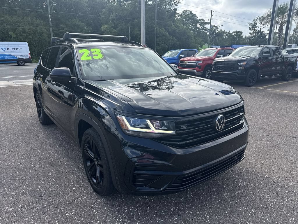 Used 2023 Volkswagen Atlas SEL R-Line AWD/4WD image 10