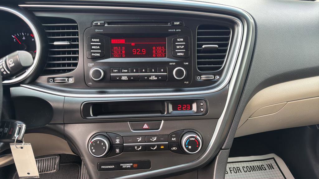 Used 2015 Kia Optima LX image 27