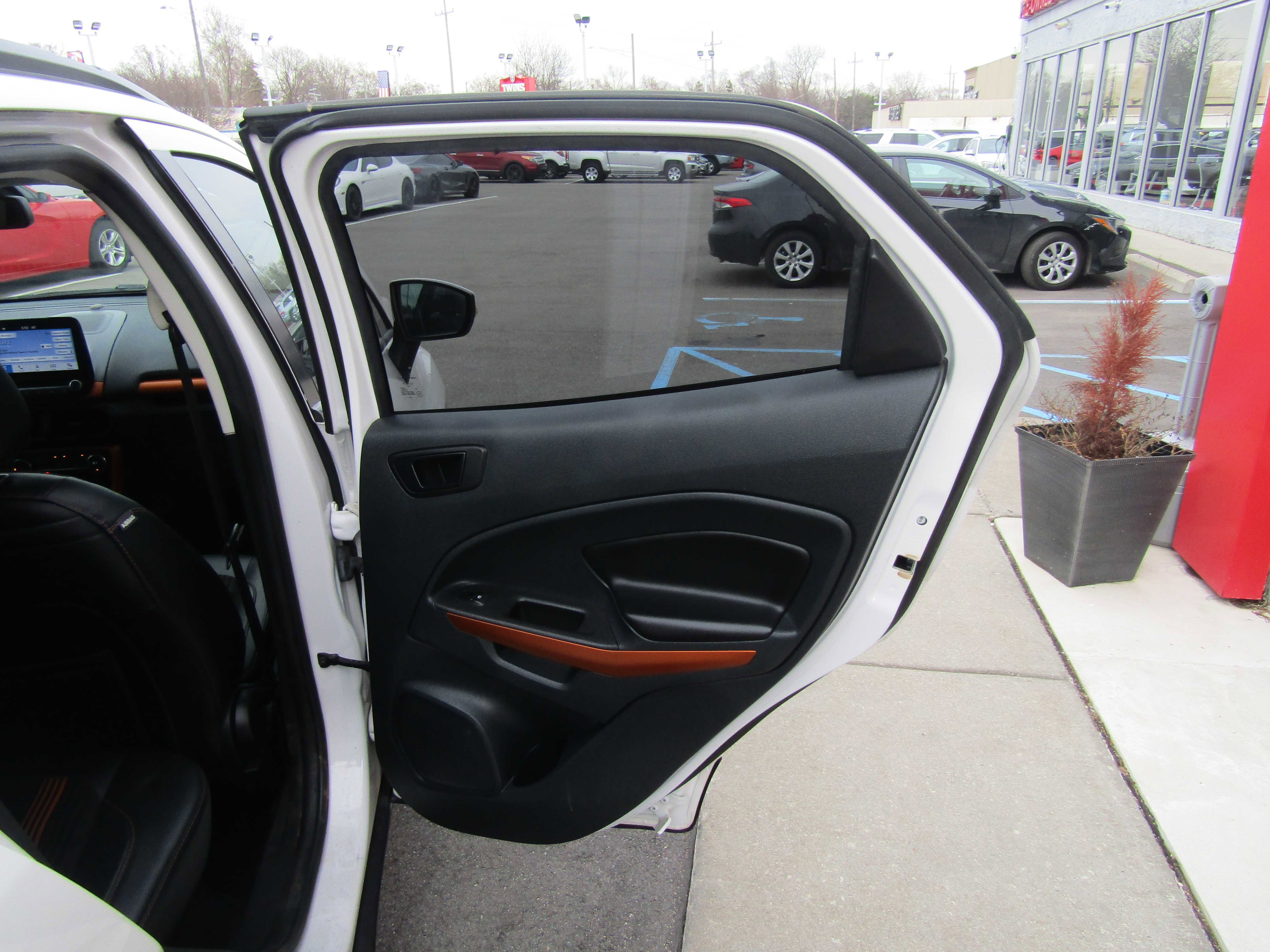 Used 2018 Ford EcoSport SES image 12