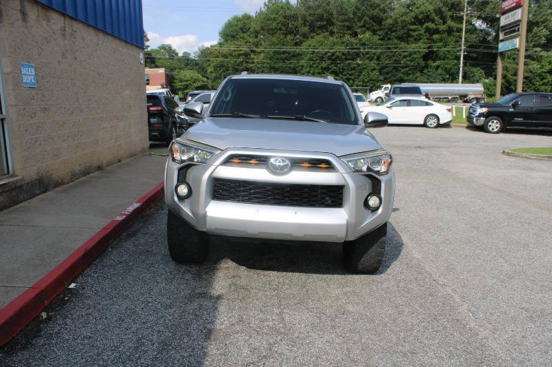 Used 2015 Toyota 4Runner SR5 RWD image 2