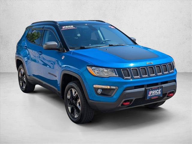 Used 2018 Jeep Compass Trailhawk w/ Leather Interior Group AWD/4WD image 3