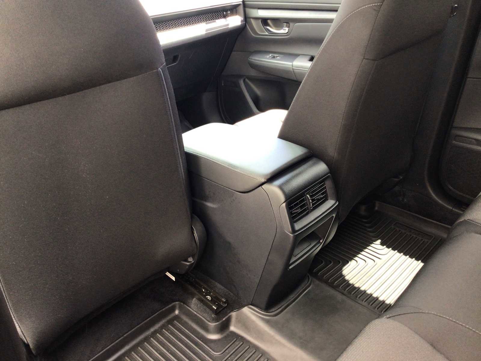 Used 2025 Honda CR-V LX image 21