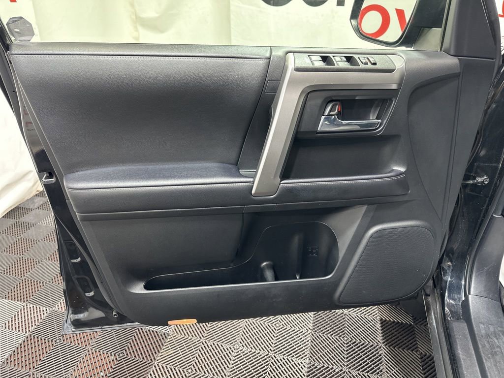 Used 2023 Toyota 4Runner SR5 image 21