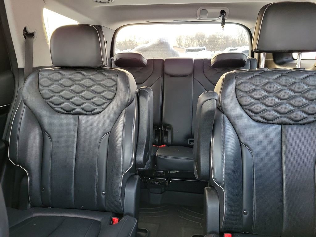 Used 2021 Hyundai Palisade Limited image 9