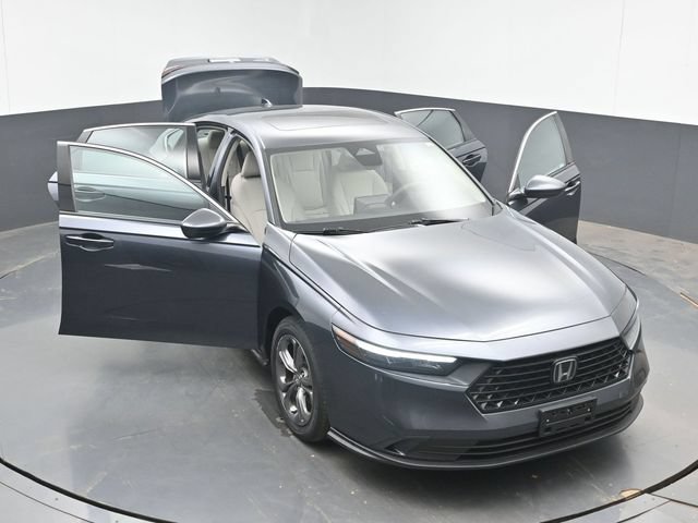 Used 2023 Honda Accord EX image 49