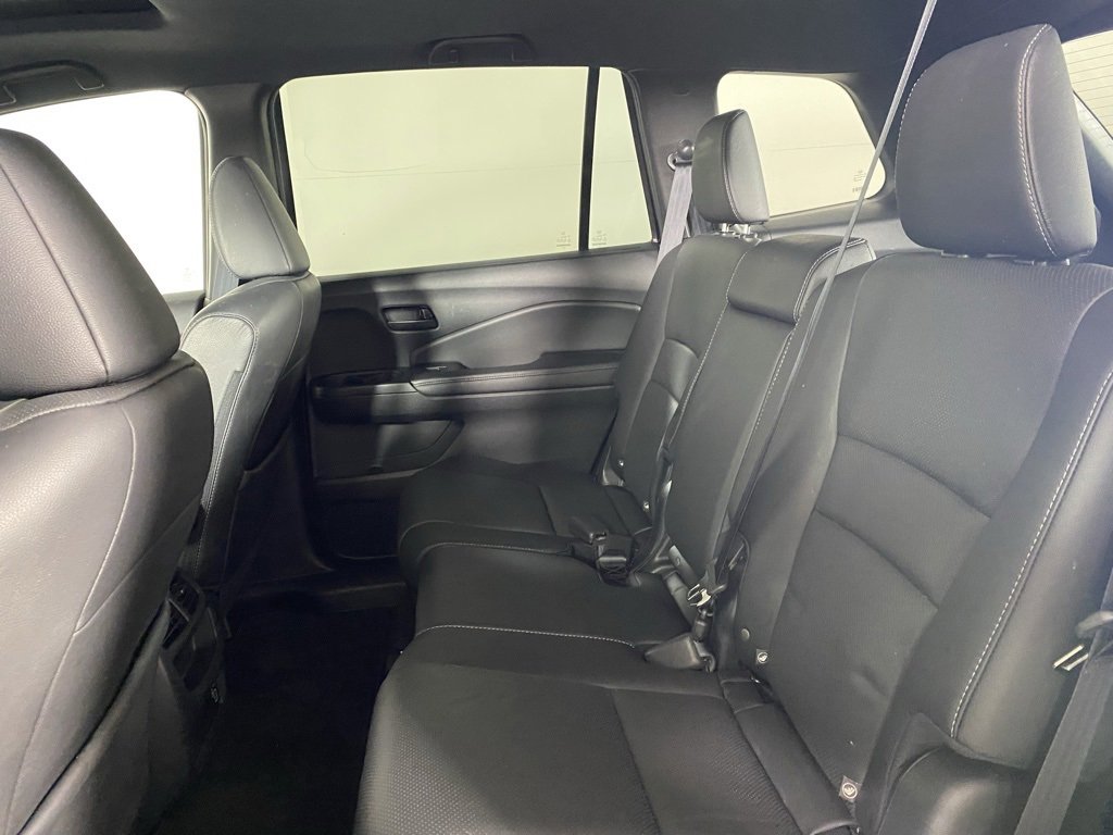 Used 2023 Honda Passport EX-L image 13