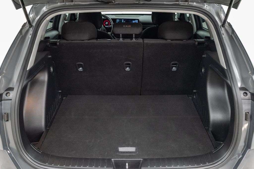 Used 2025 Hyundai Kona SEL FWD image 32