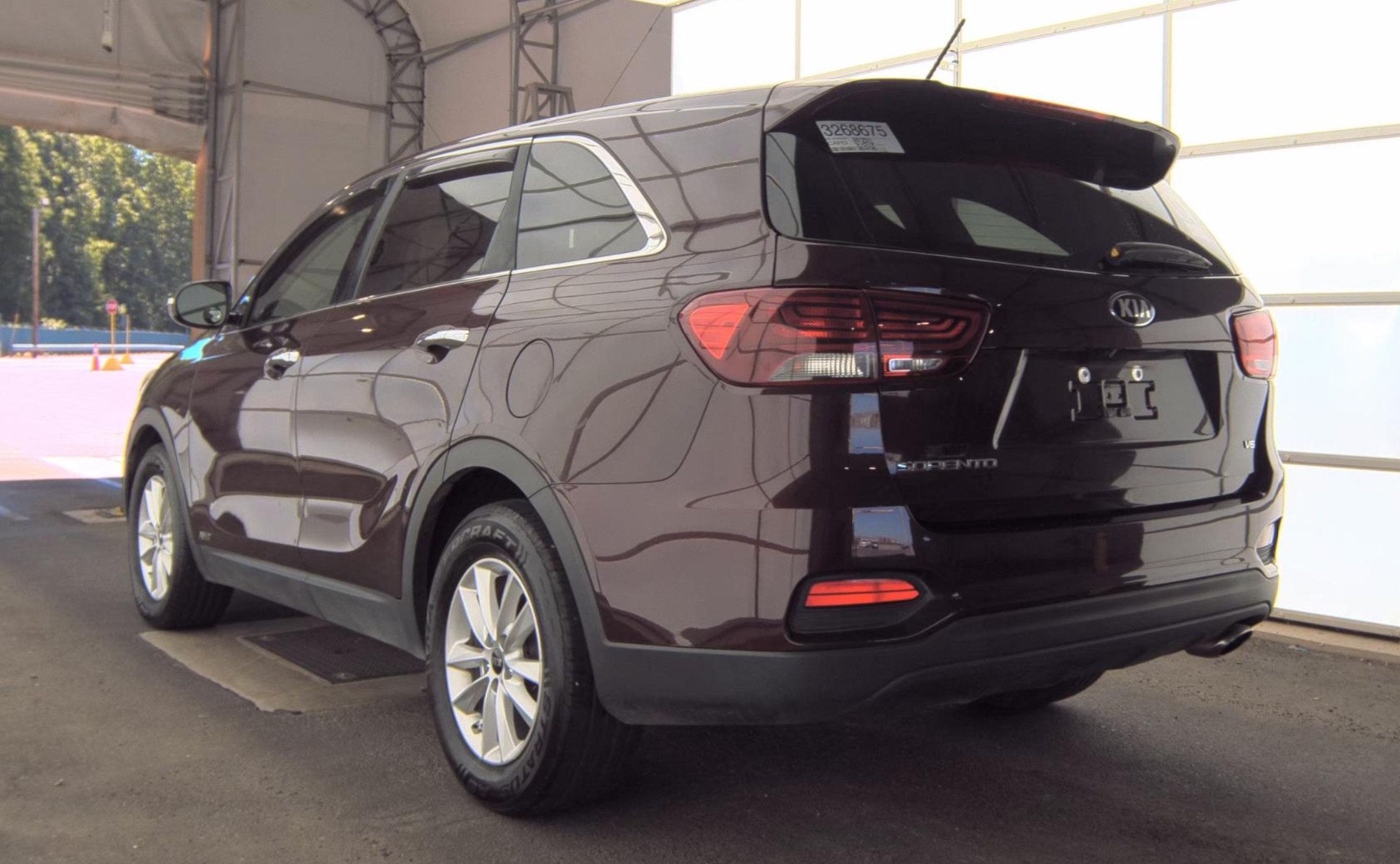 Used 2019 Kia Sorento AWD V6 image 5
