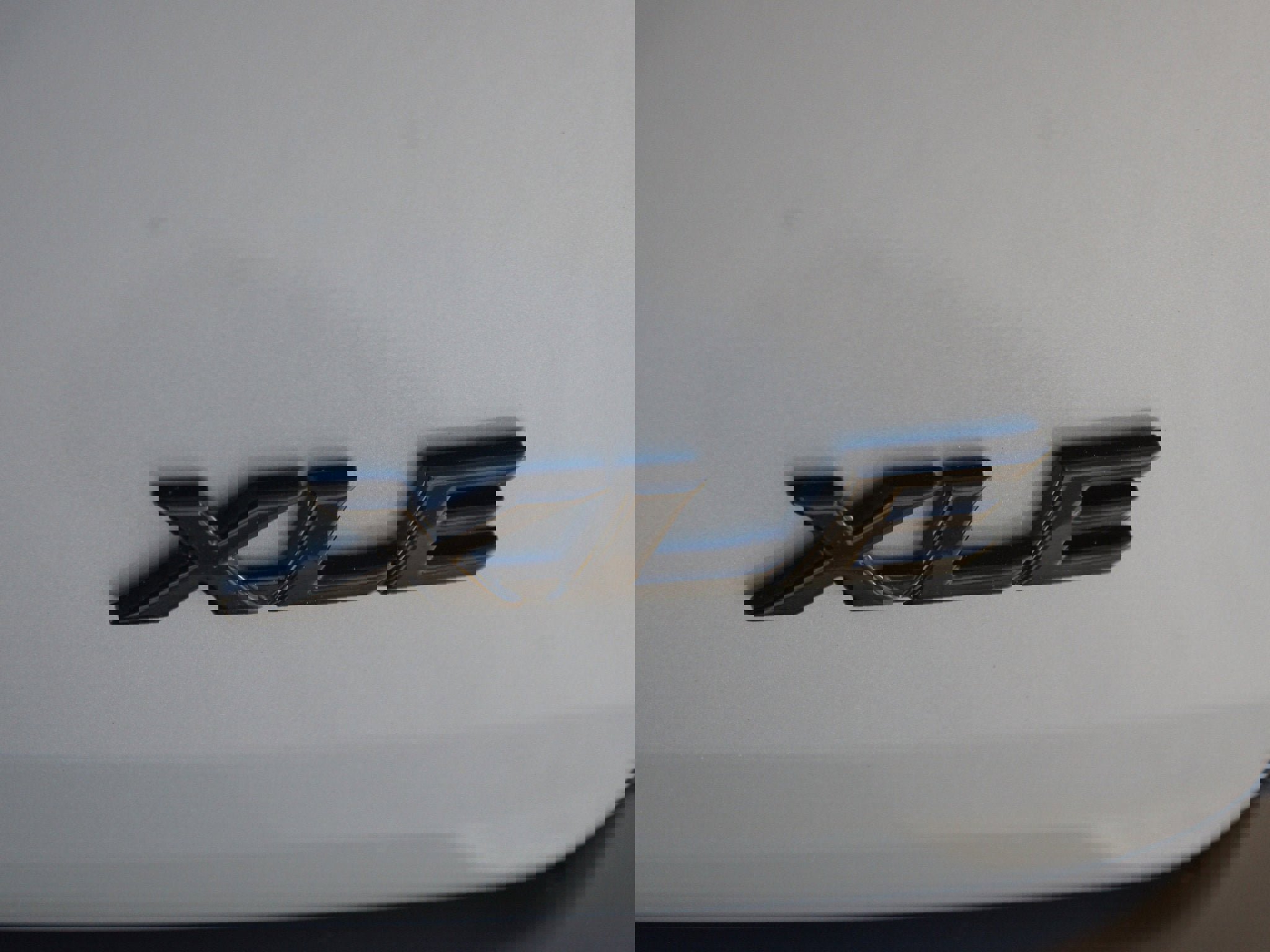 Used 2025 Toyota Sienna XLE Woodland Edition image 19