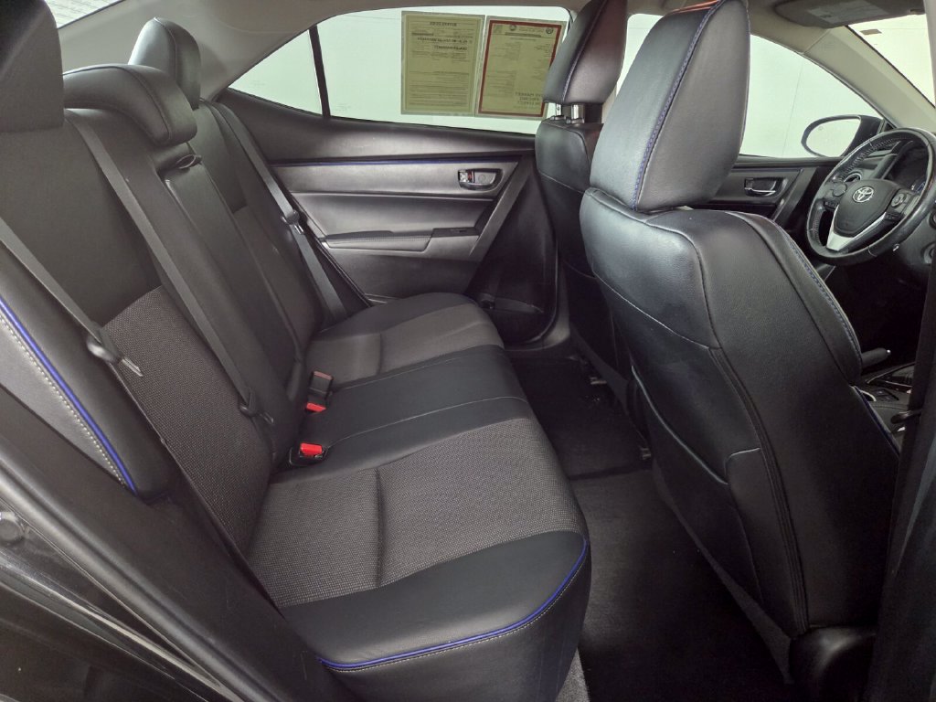 Used 2019 Toyota Corolla SE FWD image 25