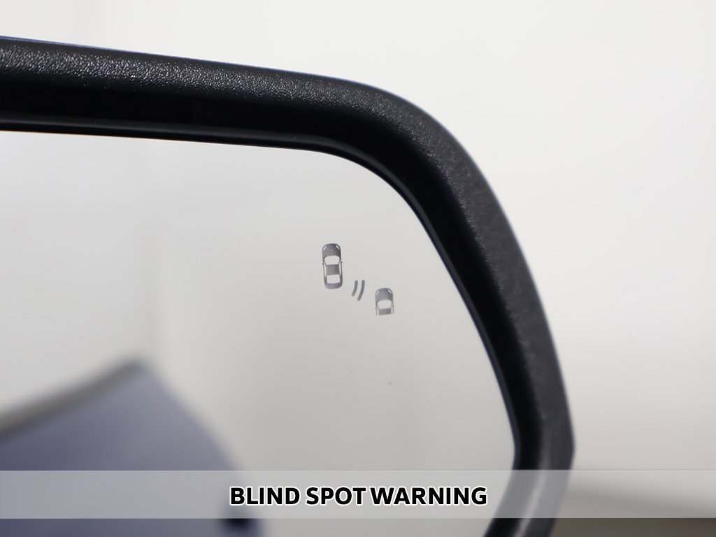 Used 2021 Ford Mustang Coupe image 3