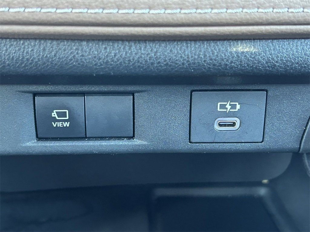 Used 2024 Toyota Grand Highlander AWD Hybrid image 32