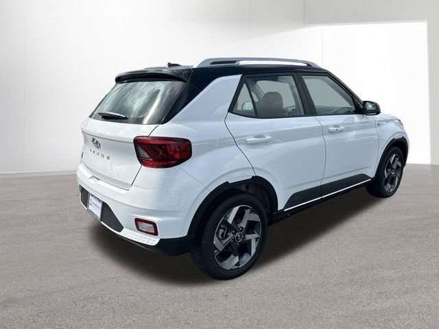 New 2026 Hyundai Venue SEL FWD image 13