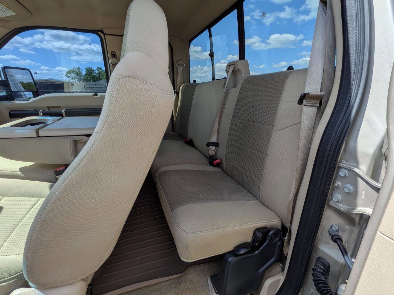 Used 2008 Ford F250 XLT AWD/4WD image 23