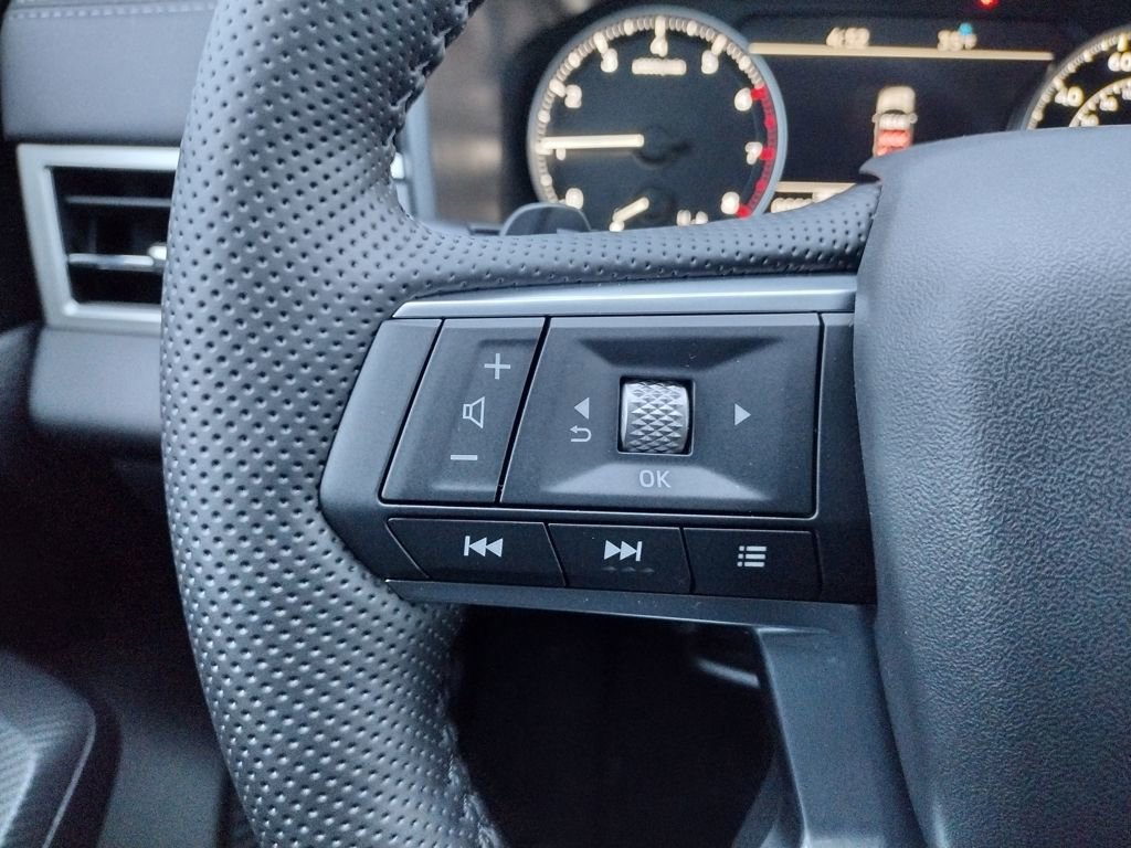 New 2026 Mitsubishi Outlander SE image 28