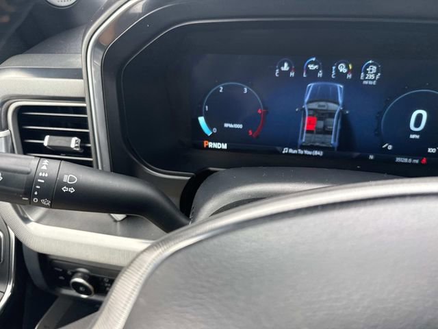 Used 2024 Ford F350 Platinum w/ FX4 Off-Road Package image 40