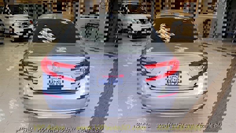 Used 2019 Honda Accord LX image 6