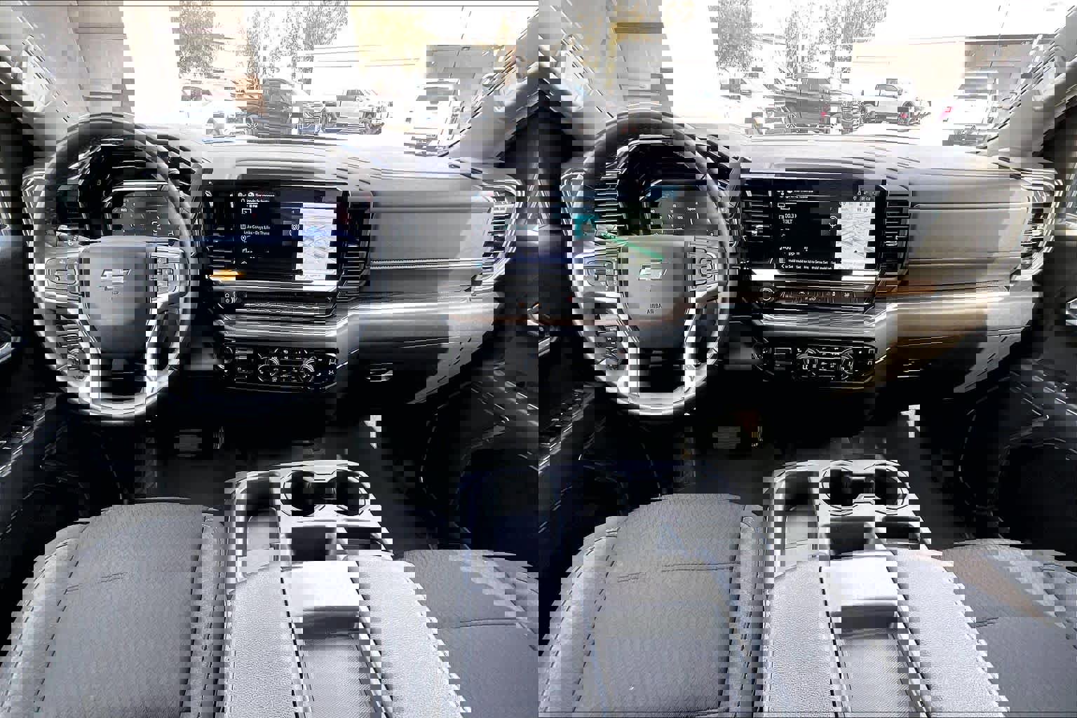 Used 2025 Chevrolet Silverado 1500 LT image 13