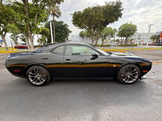 Used 2022 Dodge Challenger R/T Scat Pack w/ Plus Package RWD image 23